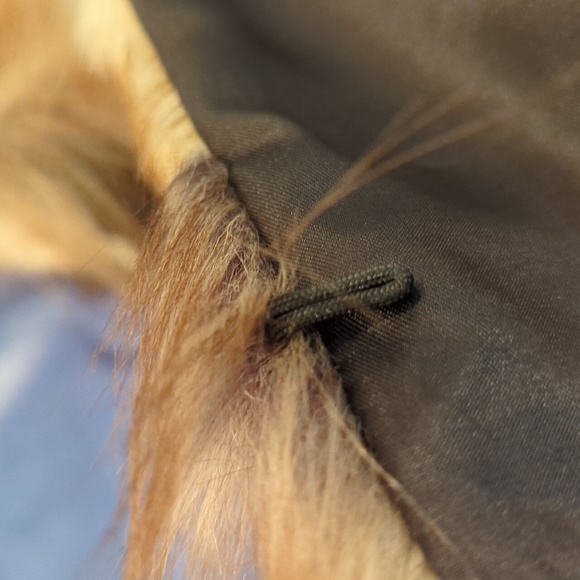 ECU: Like New Girls Faux Fur Vest - Picture 4 of 12